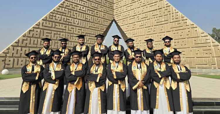 আল-আজহারে বাংলাদেশিদের সাফল্য: ইসলামী শিক্ষায় বিশ্বমঞ্চে উজ্জ্বল বাংলাদেশের মুখ