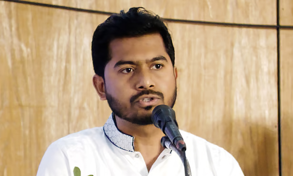 জাপা কার্যালয়ের সামনে সংঘর্ষ, নূরুল হক নুর গুরুতর আহত