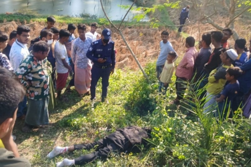 কাহালুতে ট্রেন থেকে পড়ে যুবক নিহত