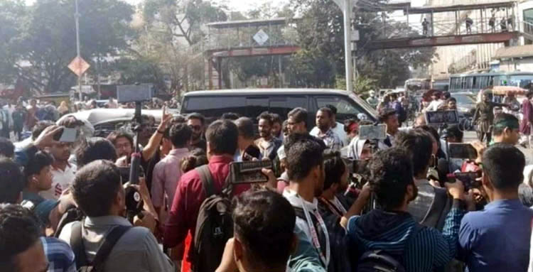 স্বরাষ্ট্র উপদেষ্টার পদত্যাগের দাবিতে জাতীয় ছাত্র শক্তি