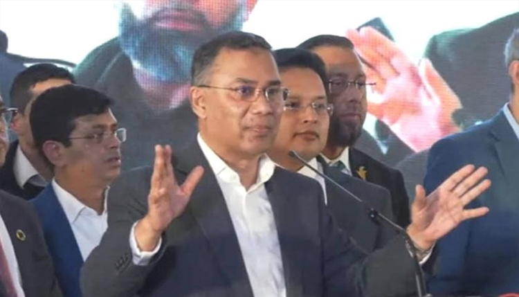 আমাকে বিদায় দিতে কেউ এয়ারপোর্টে যাবেন না: তারেক রহমান