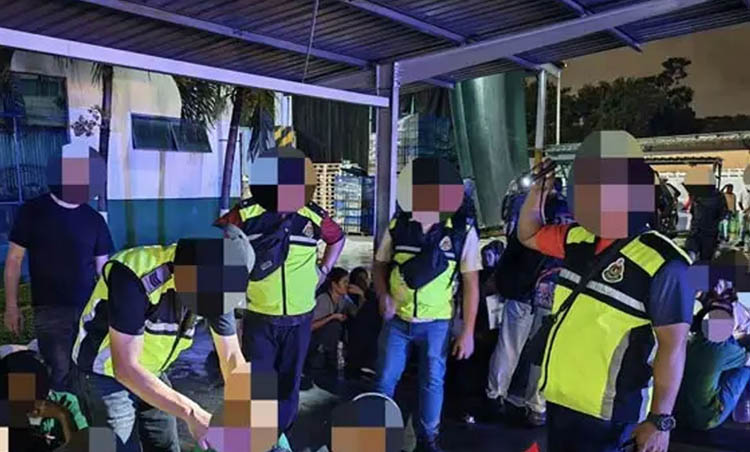 মালয়েশিয়ায় সাঁড়াশি অভিযানে ৭২ বাংলাদেশি আটক